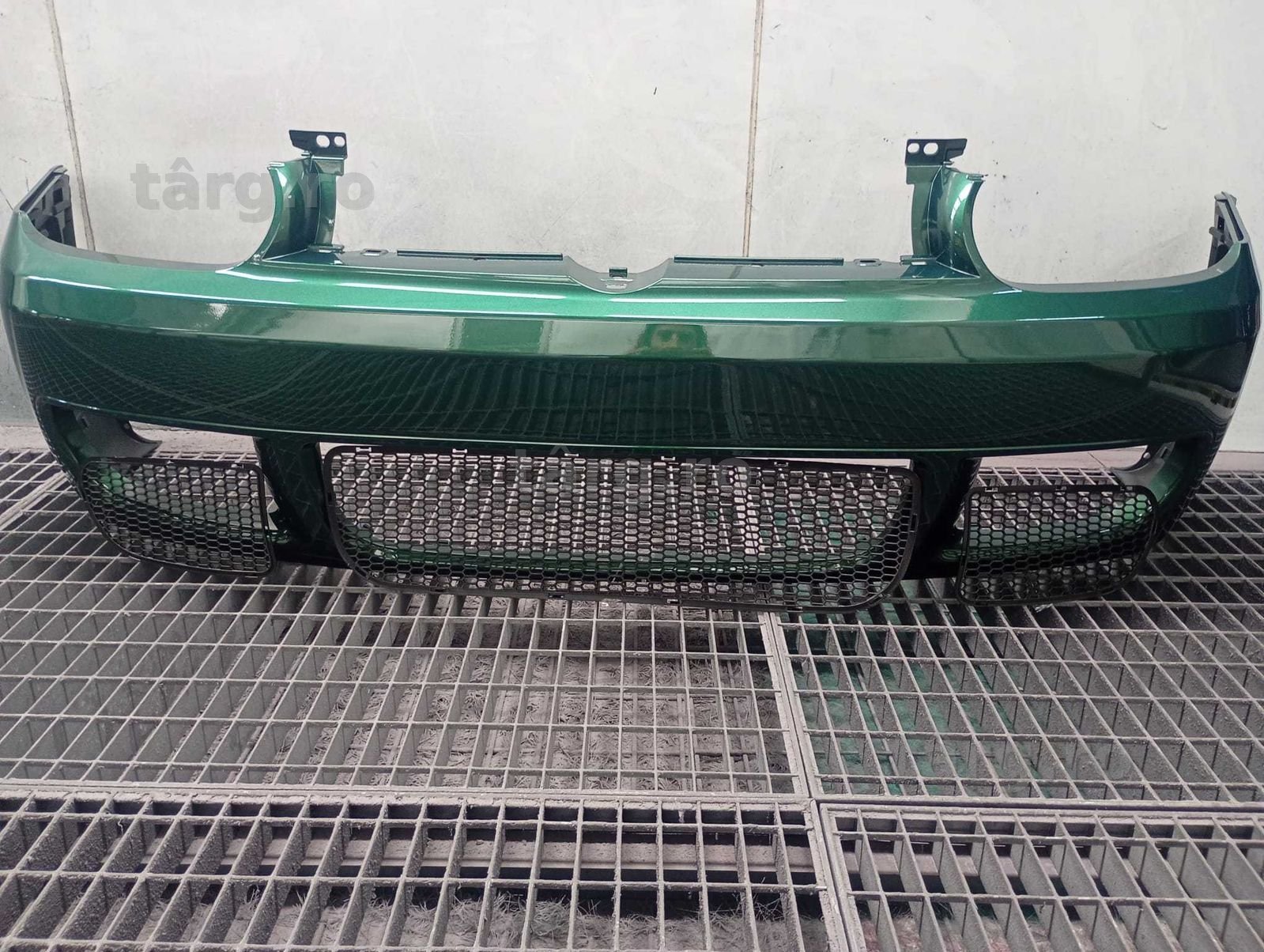 Bara Fata VW Golf 4 IV 1998-2004 R32 Look (LC6M (Verde))