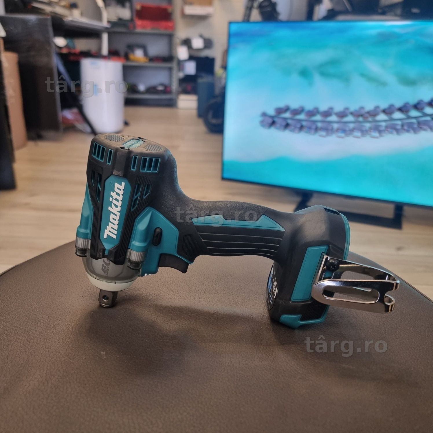 Amanet F28: Masina insurubat cu impact Makita DTW300