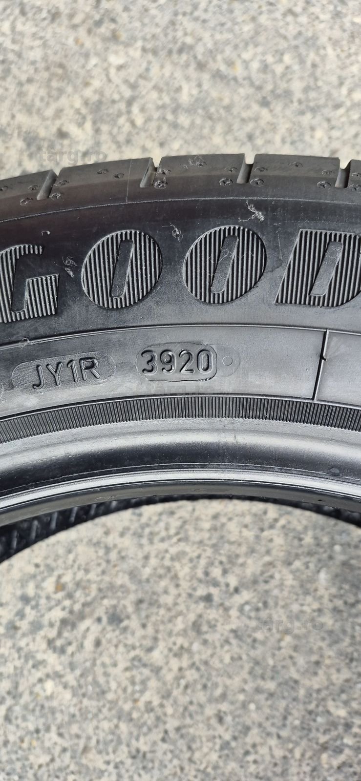 4 anvelope vara Goodyear 215/55/18,dot 2020.Pretul este pe bucata. 7