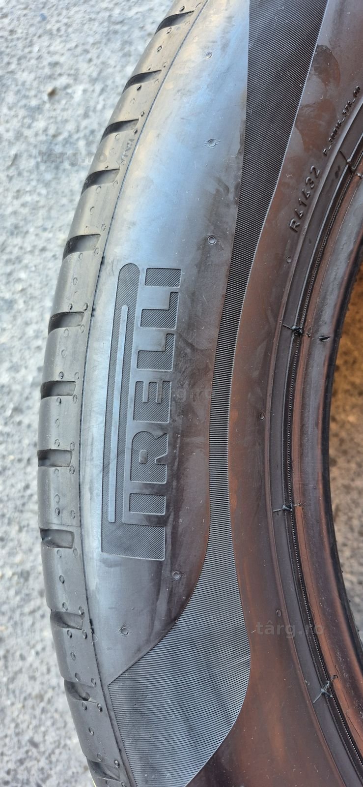 4 anvelope vara Pirelli 215/55/17,dot 2022.Pretul este pe bucata. 4