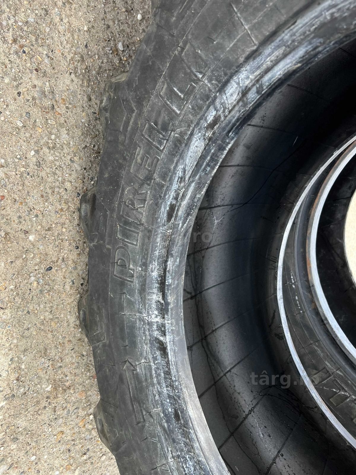 Anvelope sh 320.70 R220 Pirelli 3