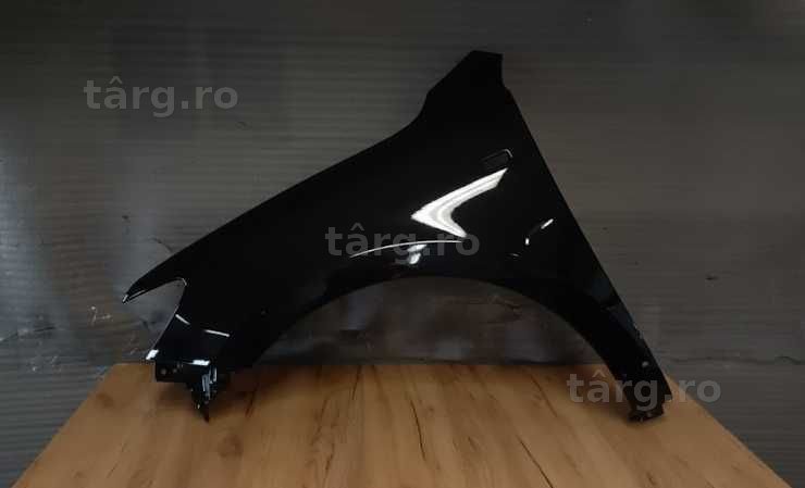 Aripa Fata Stanga Hyundai Santa-Fe 2005-2009 (2Z (Negru))