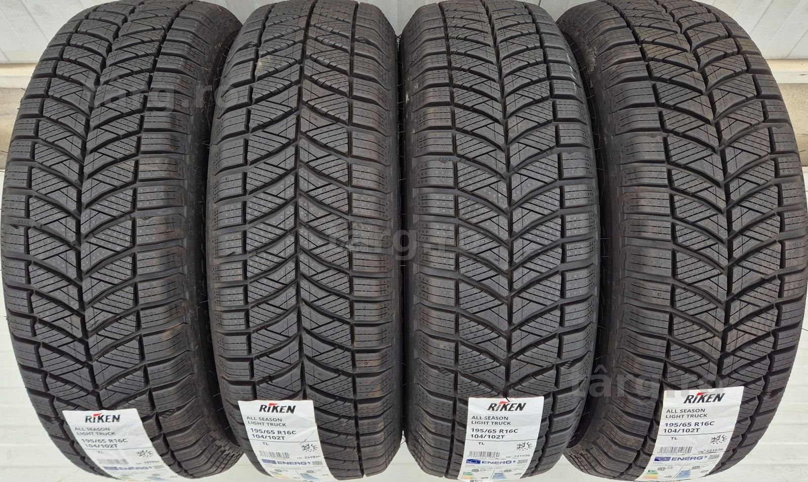 195/65 R16C, 104T, RIKEN (by Michelin) 8PR, Anvelope all season M+S 2