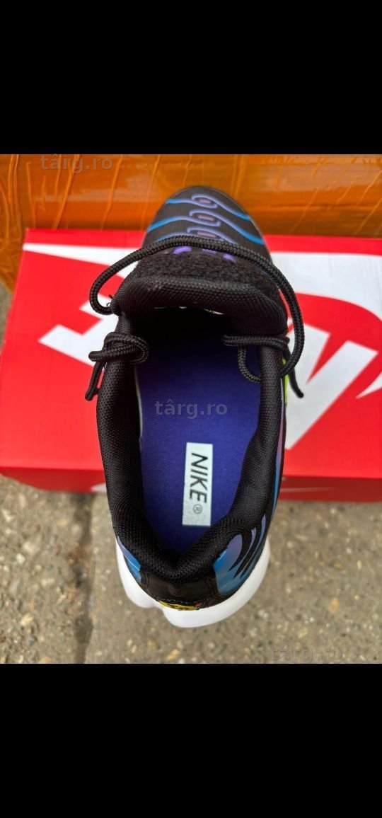 Nike air max plus kaomoji 8