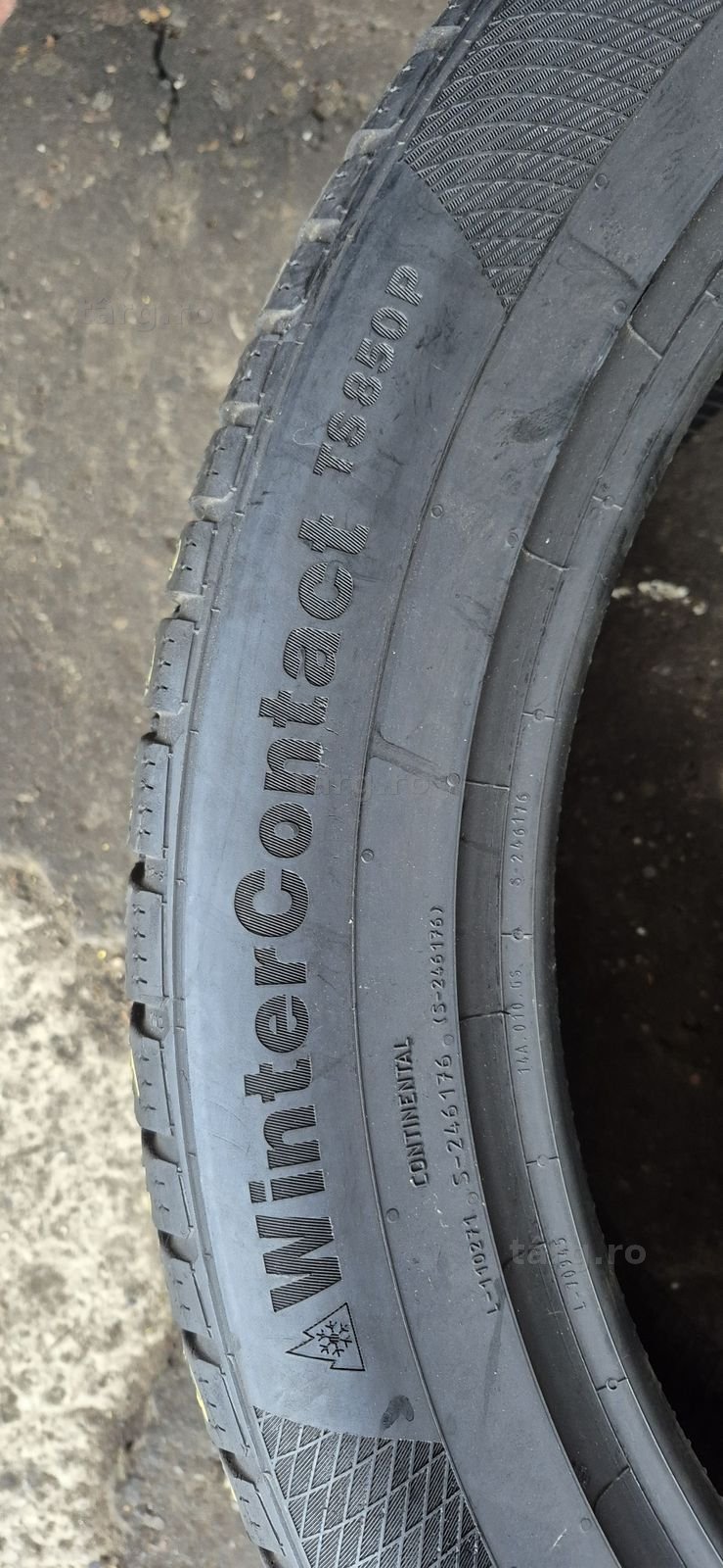 4 anvelope iarna Continental 285/45/22.Pretul este pe bucata. 5