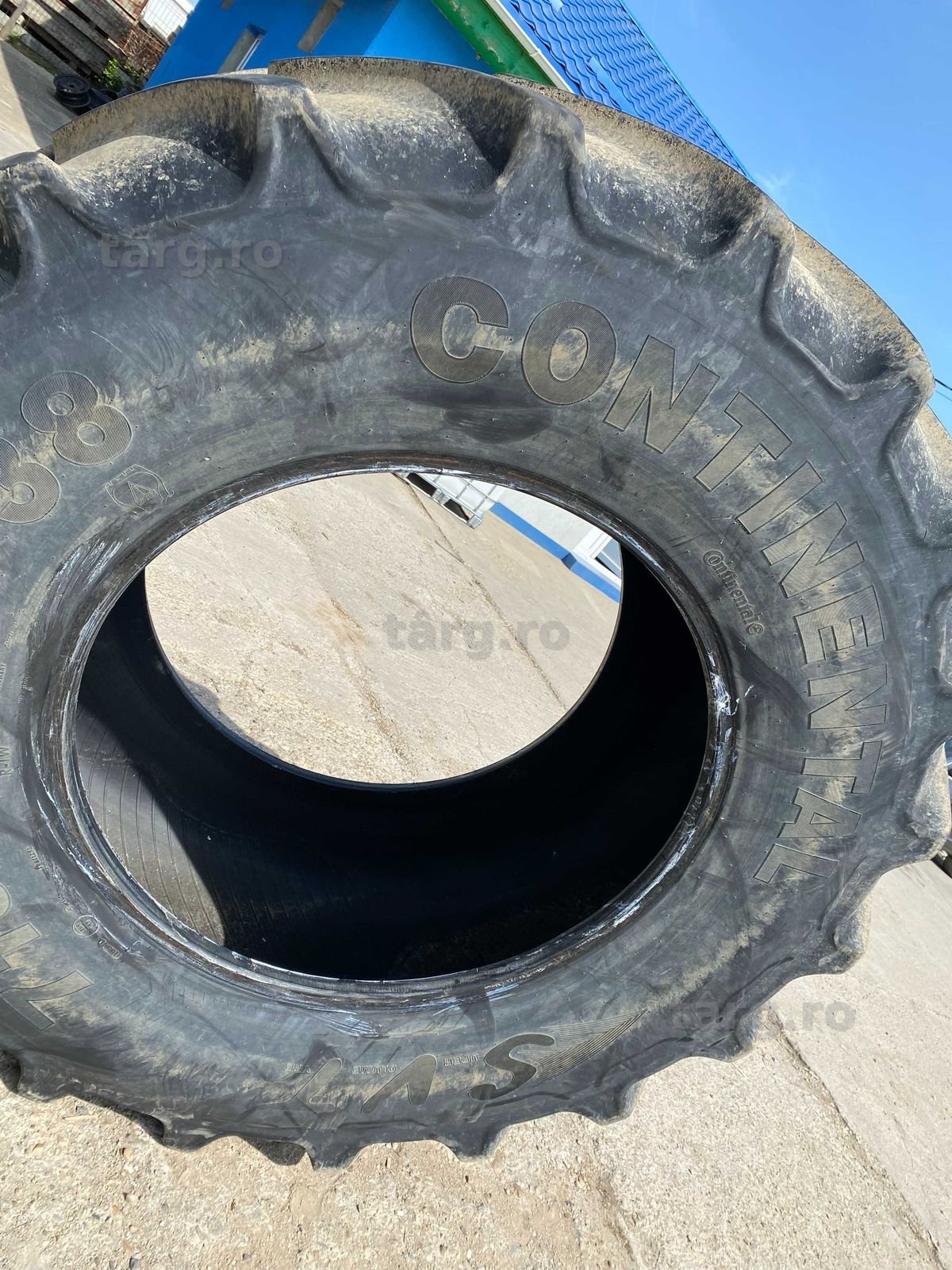 Anvelope 710.70 R38 Continental 3