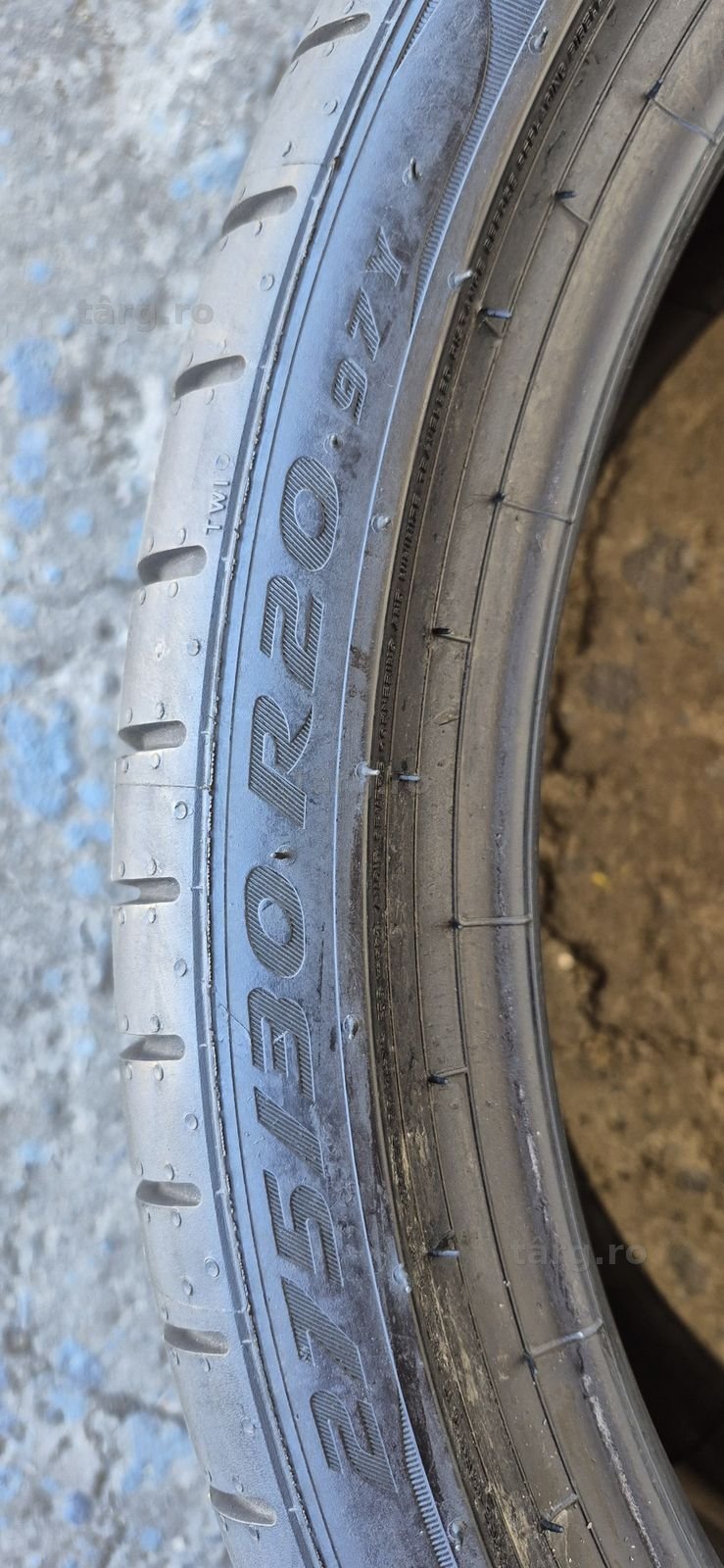 2 anvelope vara runflat Pirelli 275/30/20,dot 2022.Pretul este pe bucata 5