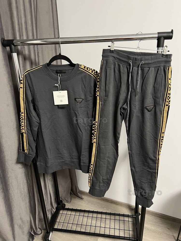 Compleu PRADA super calitate