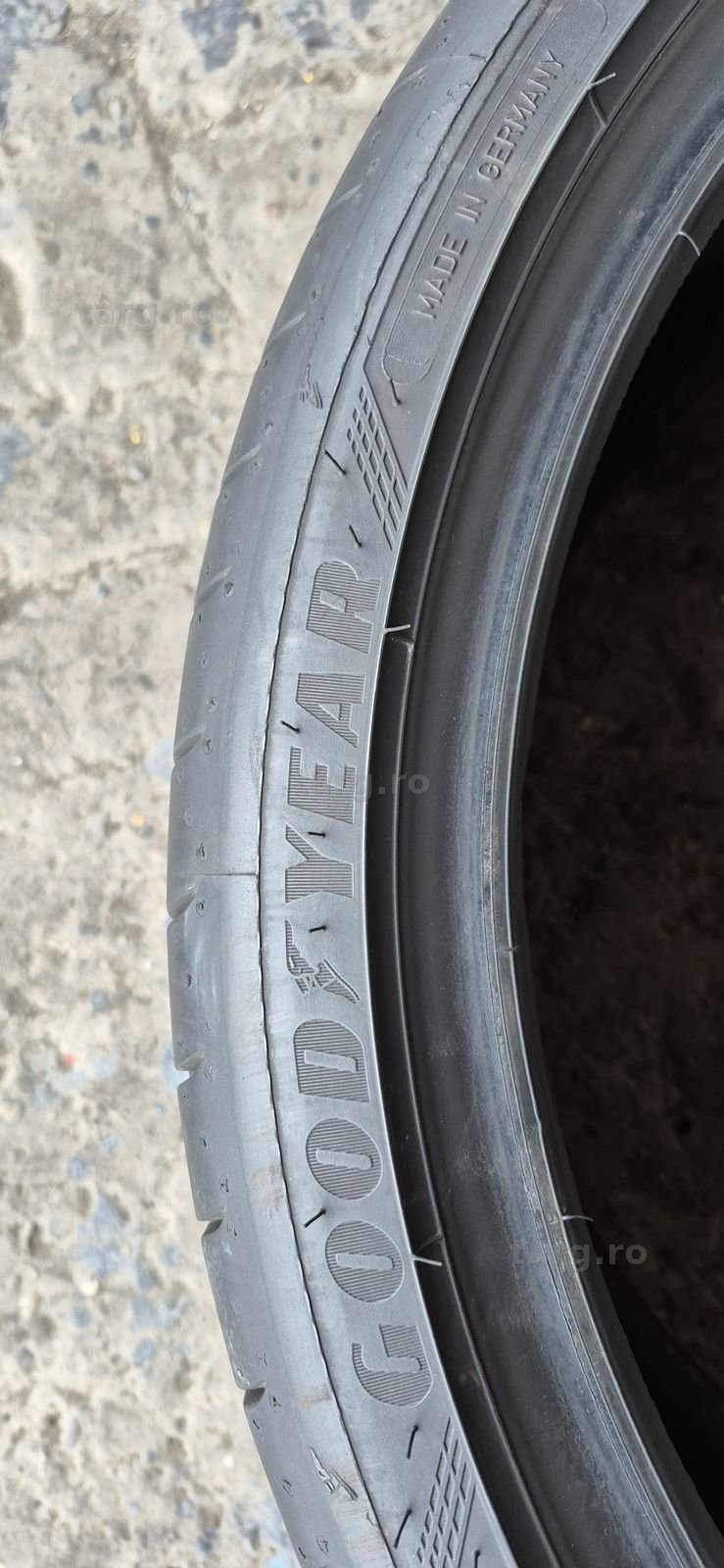 4 anvelope vara Rft Goodyear,fata 245/35/20,spate 275/30/20.Pret/buc. 4