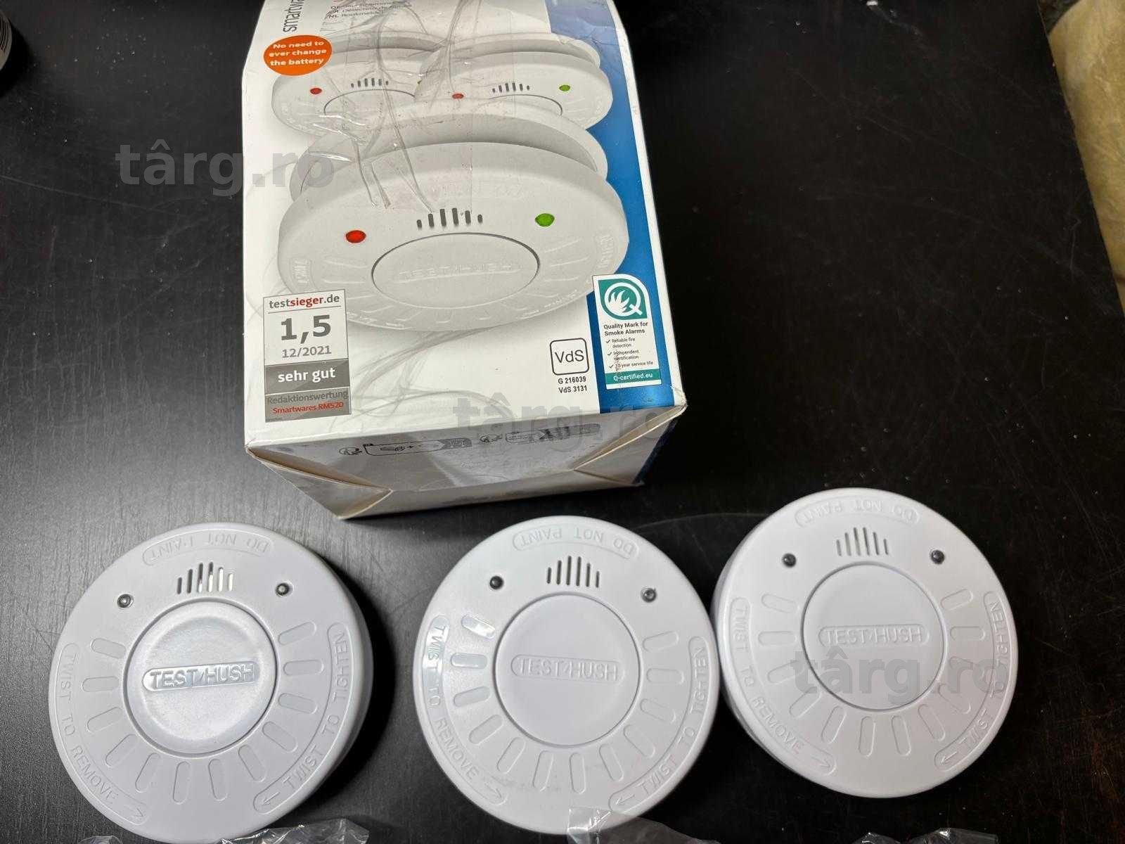 SET detectoare  de fum Smartwares RM520/3, pachet de 3, baterie 10 ani, buton de testare, etichetă Q