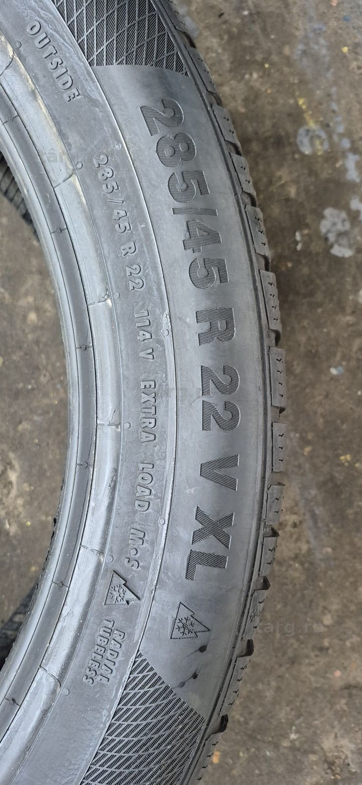 4 anvelope iarna Continental 285/45/22.Pretul este pe bucata. 6