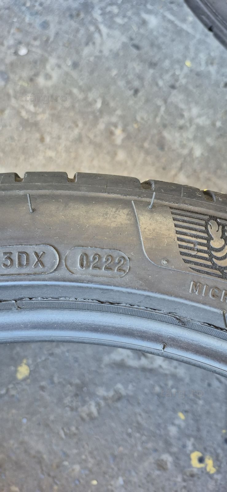 4 anvelope vara Michelin,fata 245/40/19,spate 275/35/19.Pretul este pe bucata 8