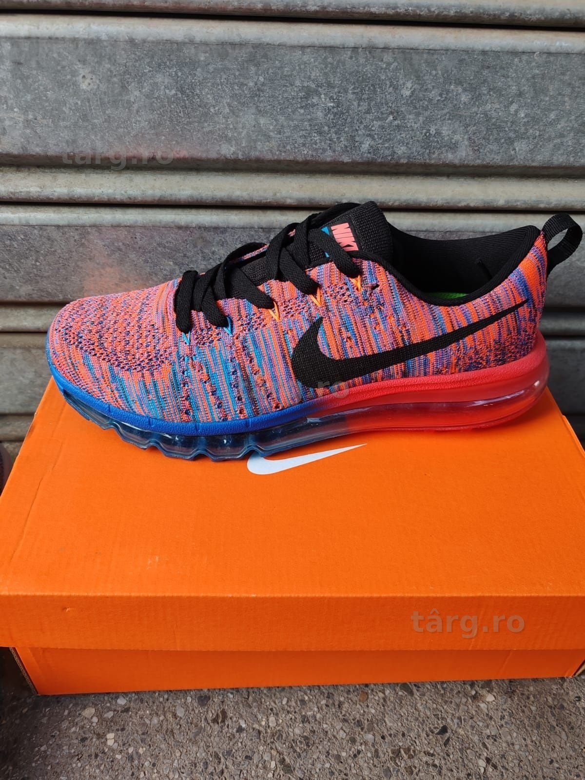 Nike flyknit max  crimson bright 5