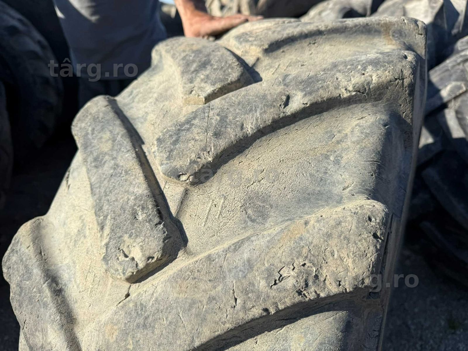 Anvelopa 405/70 R20 4