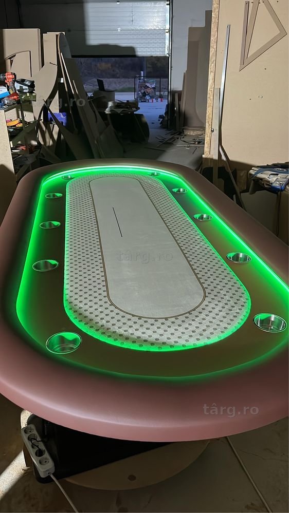 Masa poker lux cu banda led si racetrack auriu CustomTables.eu stoc
