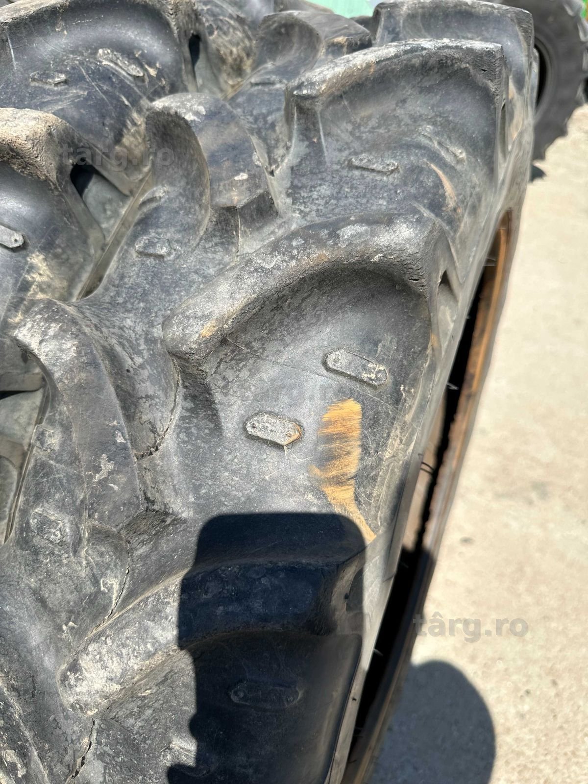 Anvelope sh 9.5 r28 Kleber 4