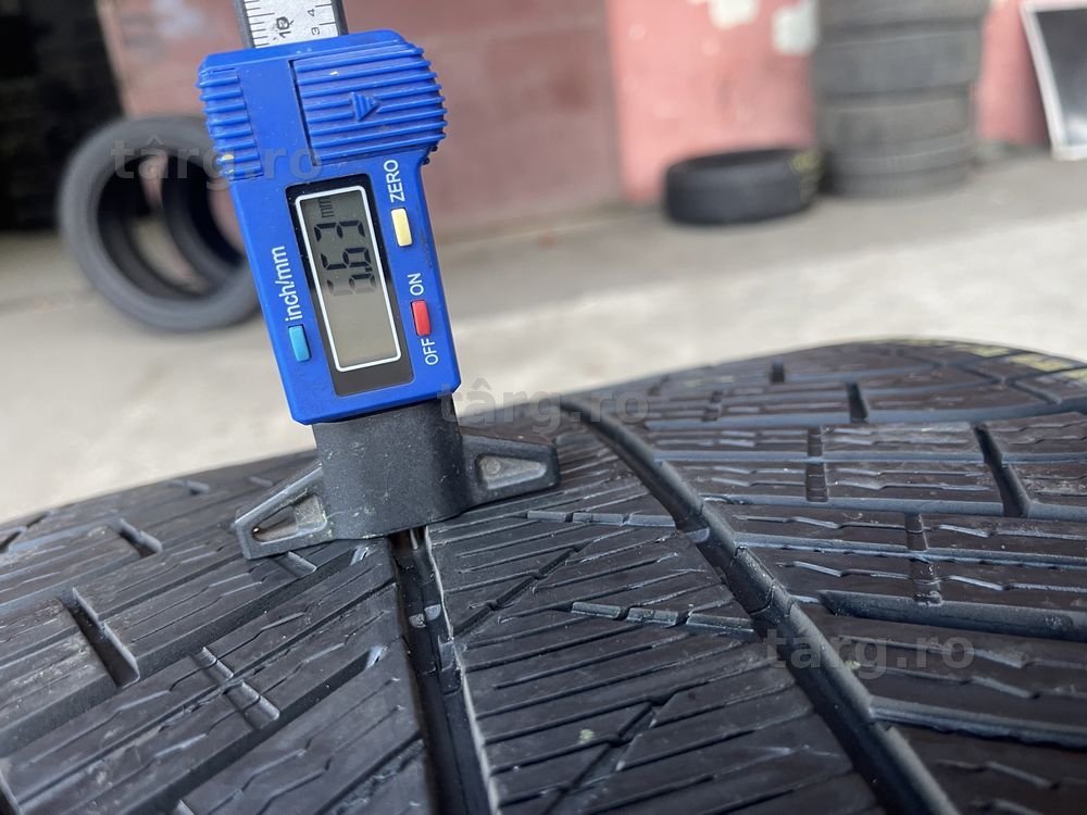 2 anvelope de iarna 295/30/20 Michelin 4