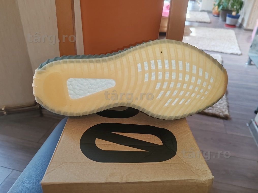 Adidas yeezy boost 350 v2 6