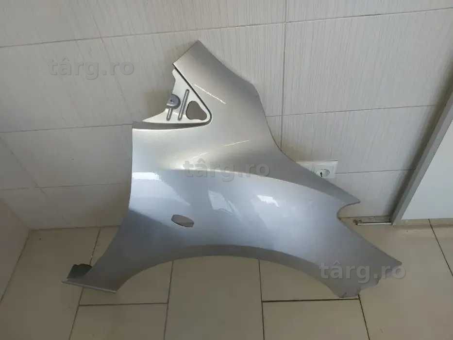 Aripa Fata Dreapta Mazda 2/II 2007-2014 (22V (Gri Metalizat))
