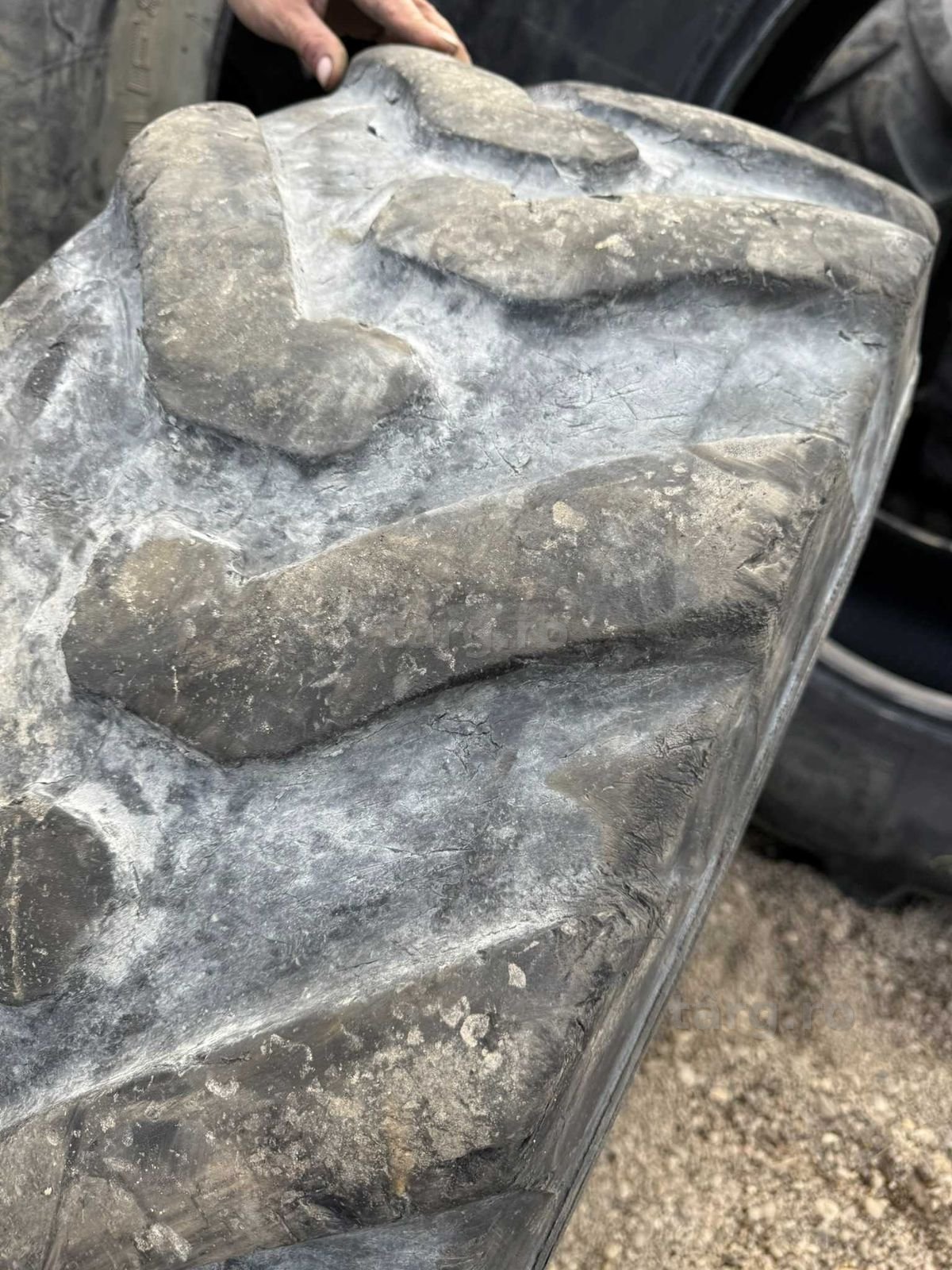 Anvelope 15.5 /80 R24 4