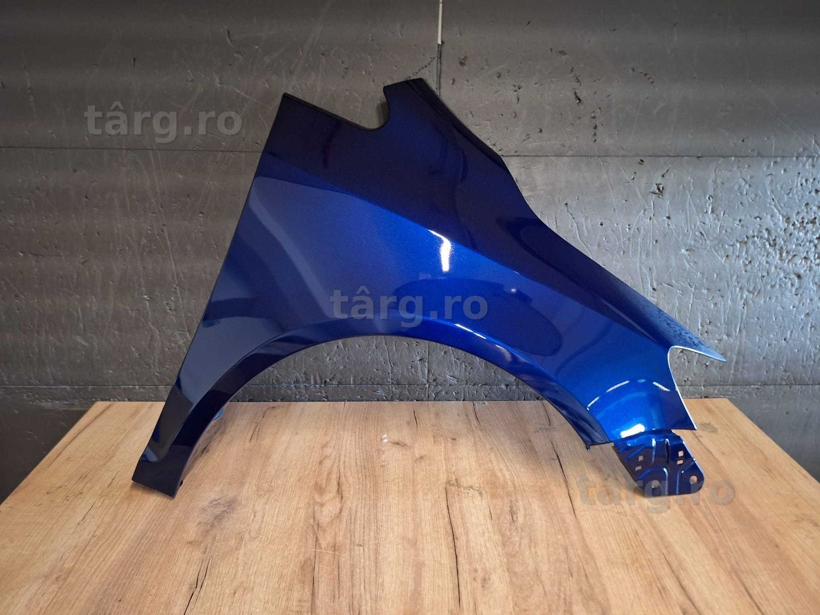 Aripa Fata Dreapta VW Golf 5 V Plus 2005-2009 (LD5Q (Albastru))