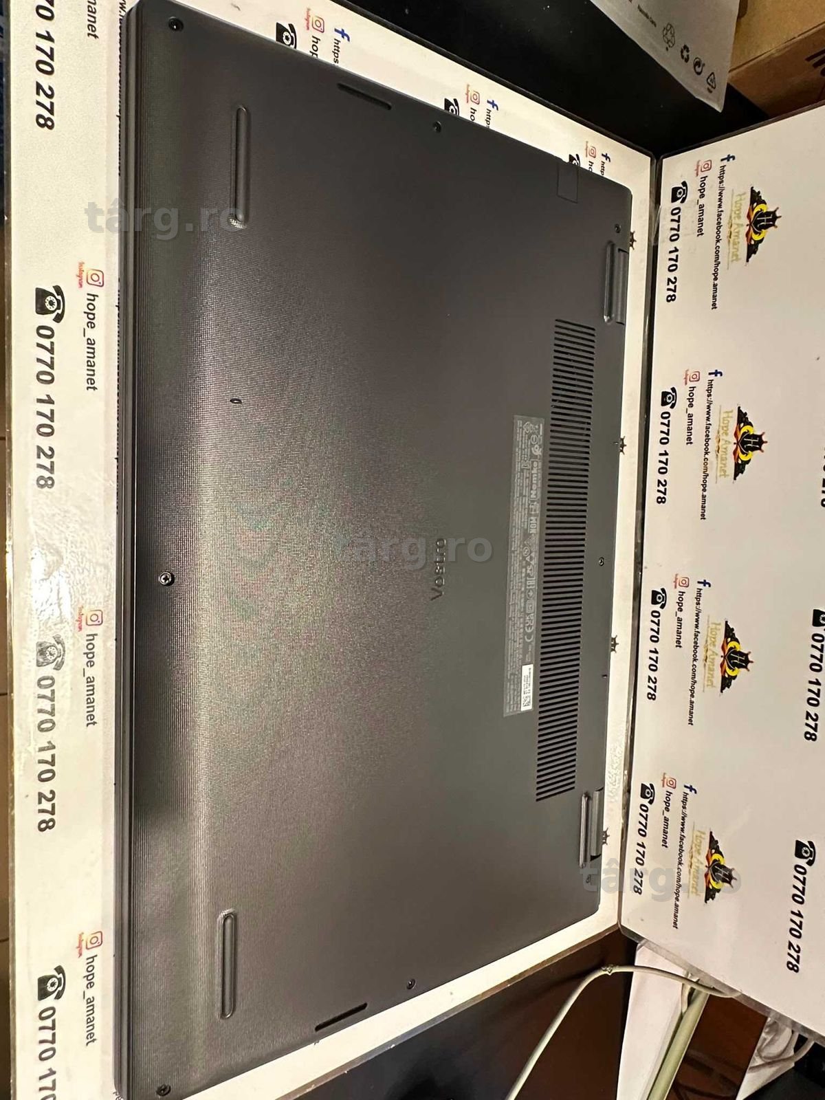 Hope Amanet P13 / Laptop Dell Vostro 3530 3