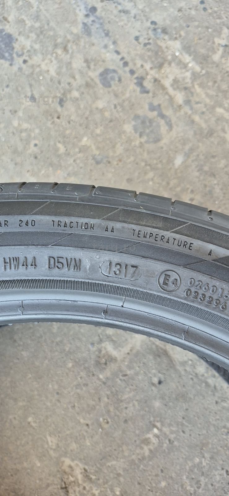2 anvelope vara Continental 285/35/20.Pretul este pe bucata. 6