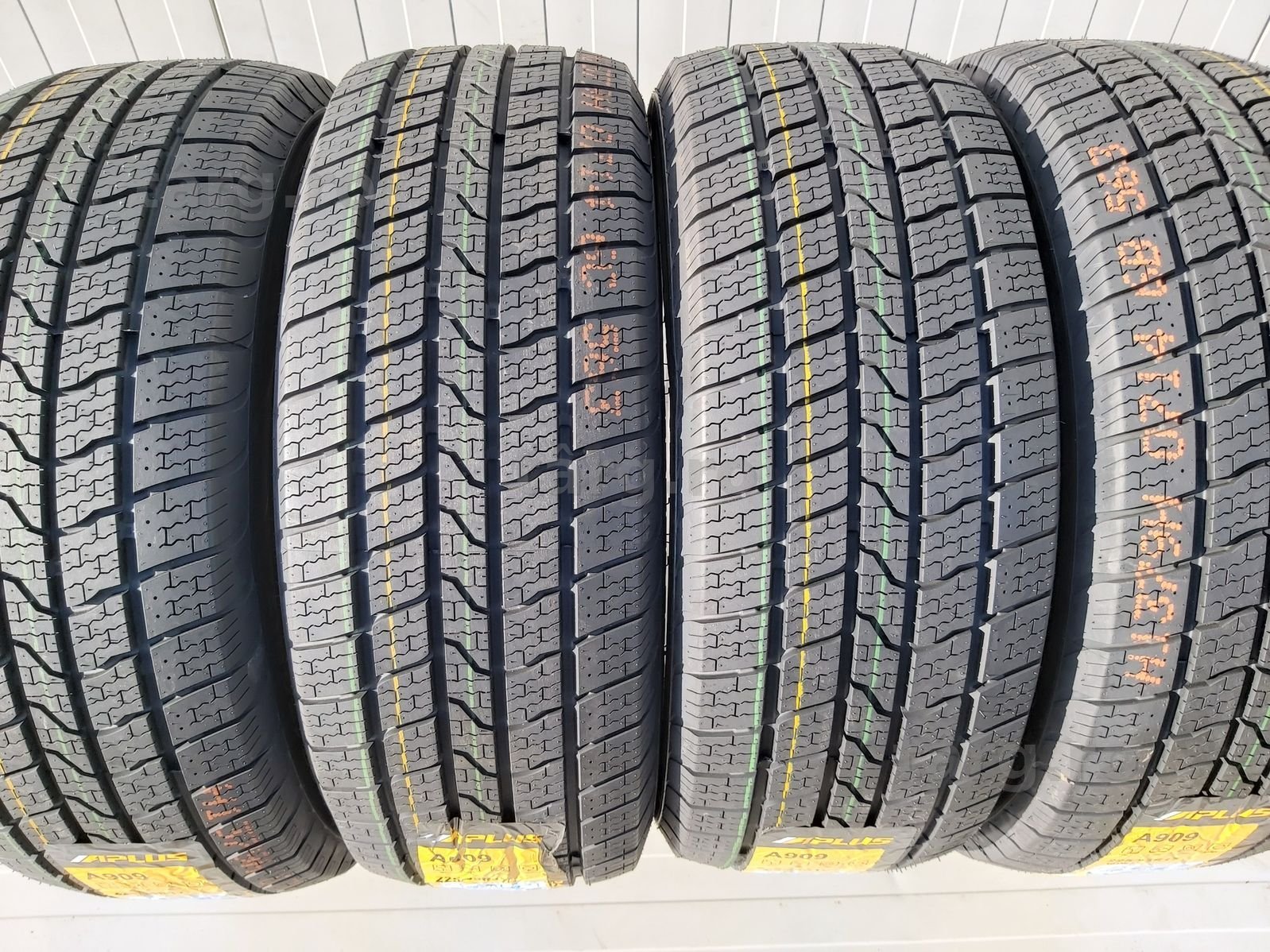 225/55 R17, 101W, APLUS All Season, Anvelope mixte M+S 2