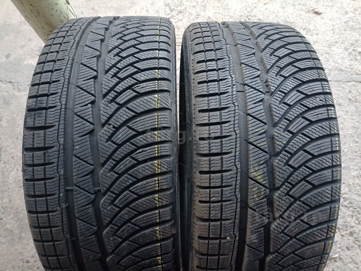 2 anvelope ca si noi Michelin 235/35 R20 dot 3719