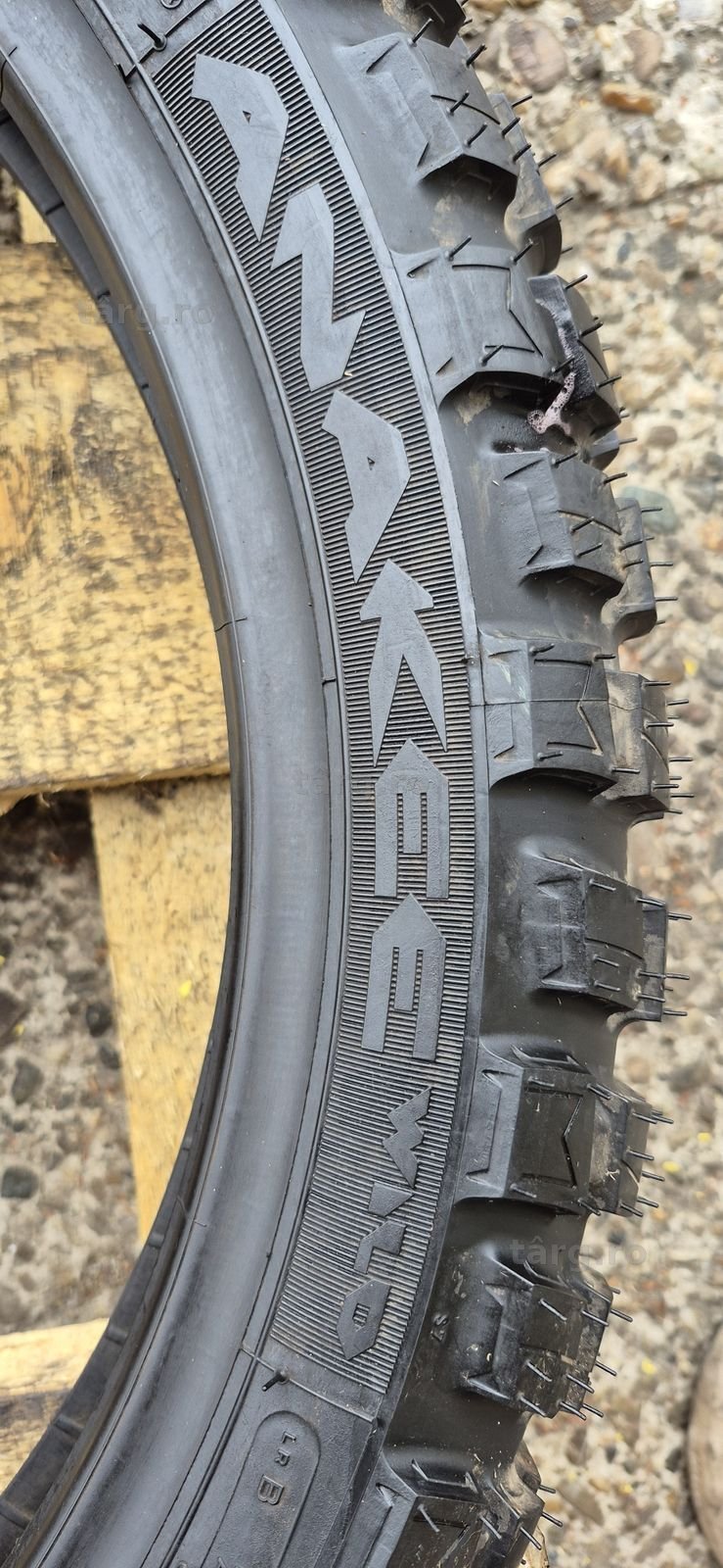 O anvelopa moto fata noua Michelin 110/80R19M/C,dot 2017. 4