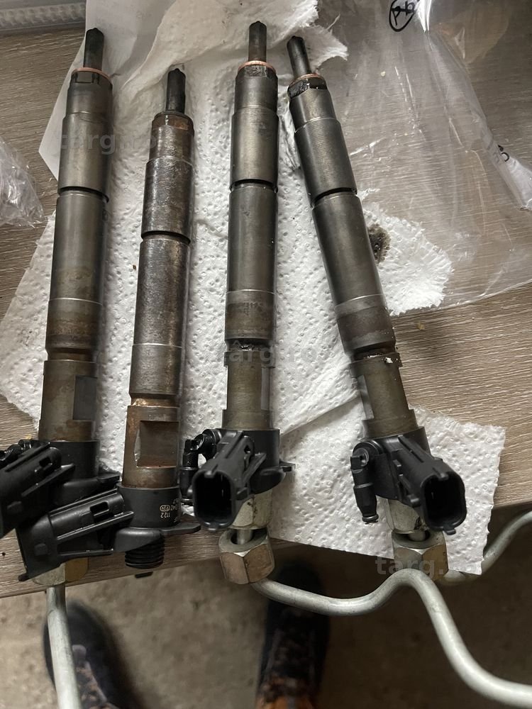 Injectoare dodge nitro / Chrysler / jeep 2.8 crdi cod 0445115067