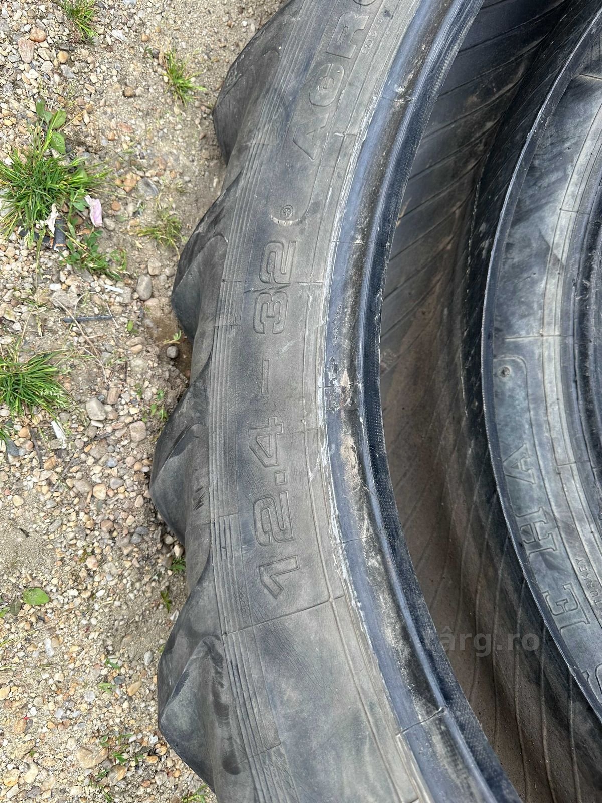 Anvelopa sh 12.4 R32 2