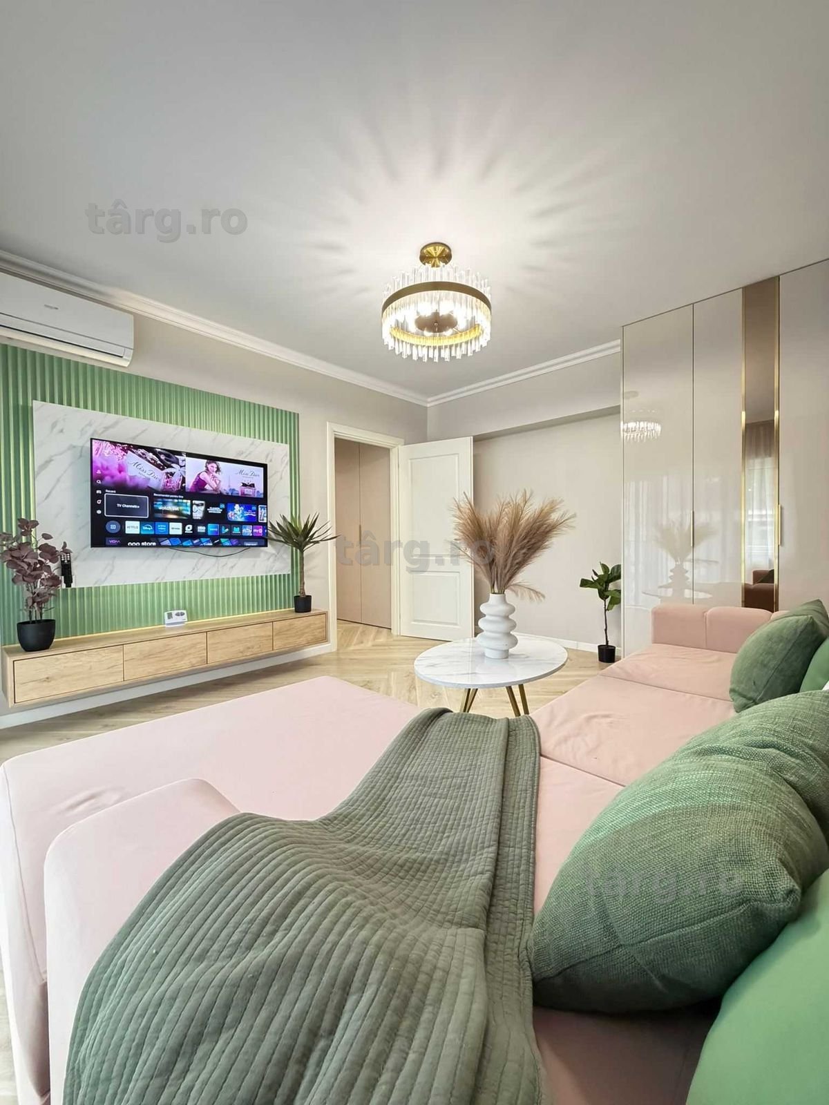 LUX LUX ! Glam Apartments Regim Hotelier Centru Palas Mall Palas Campus Aeroport EV-PC 7