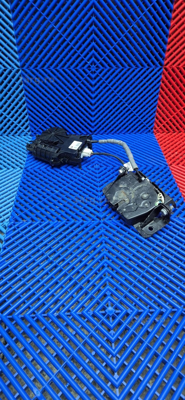 Broasca/incuietoare haion bmw seria 5 f11 Soft closse