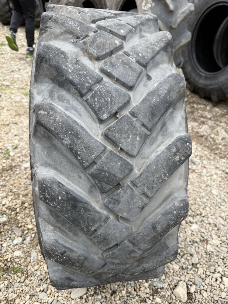 12,5-18 camso tractor 2
