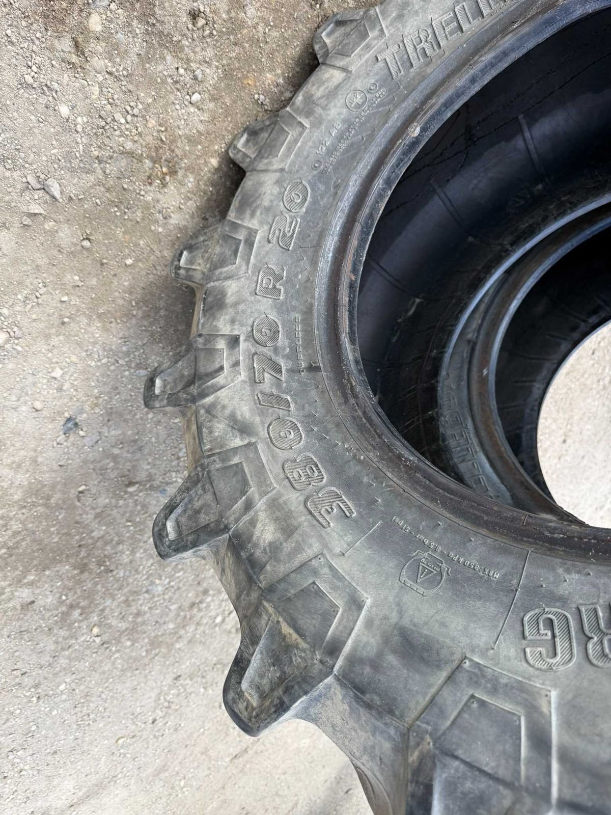 Anvelope 380/70 R20 Pirelli 2