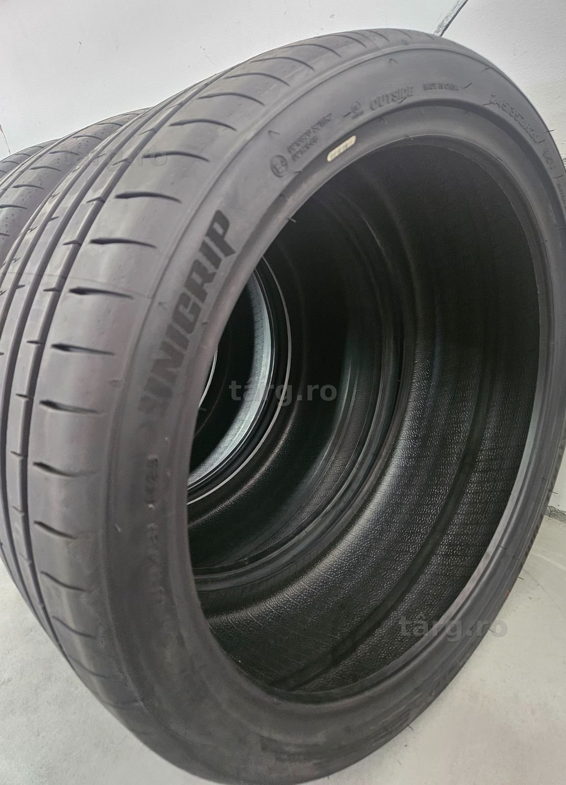 245/35 R20 95Y XL UNIGRIP (Gripmax) Anvelope noi vara protectie janta 6