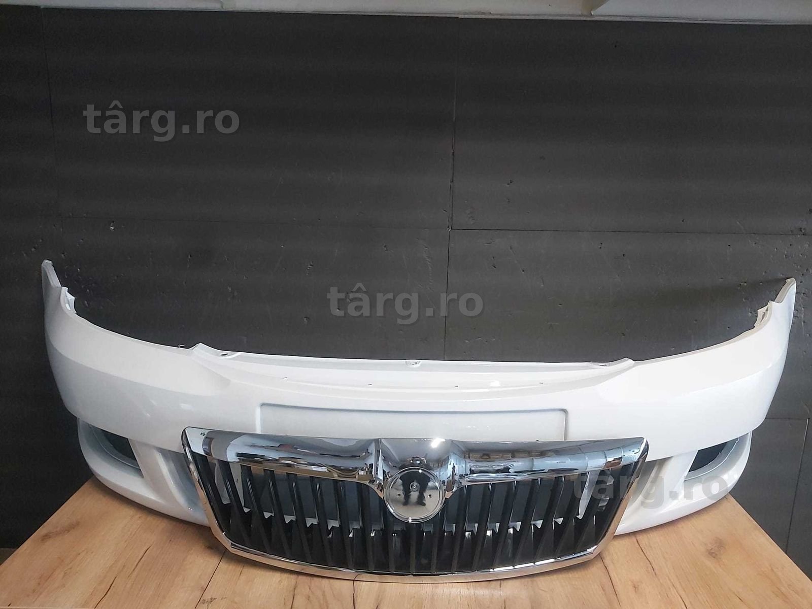 Bara Fata&Grila Radiator Skoda Octavia 2/II FSL 2008-2013 (LB9A (Alb))