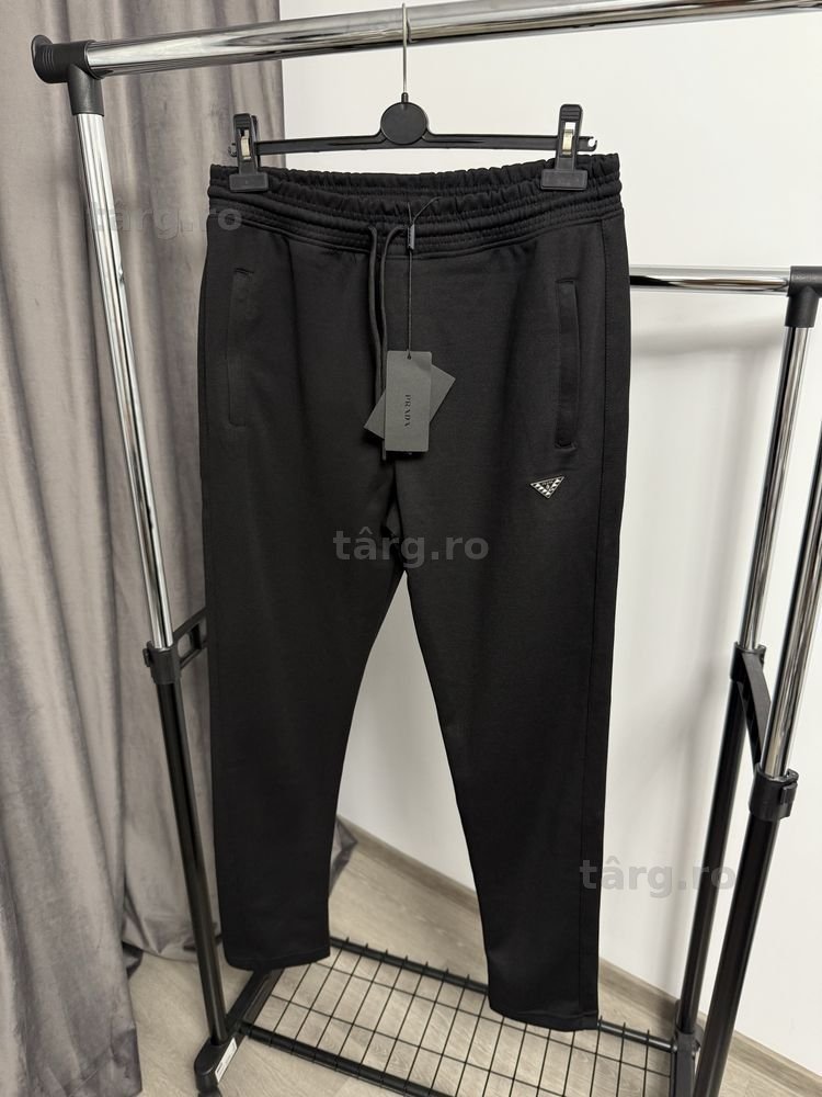 Pantaloni PRADA casual super calitate