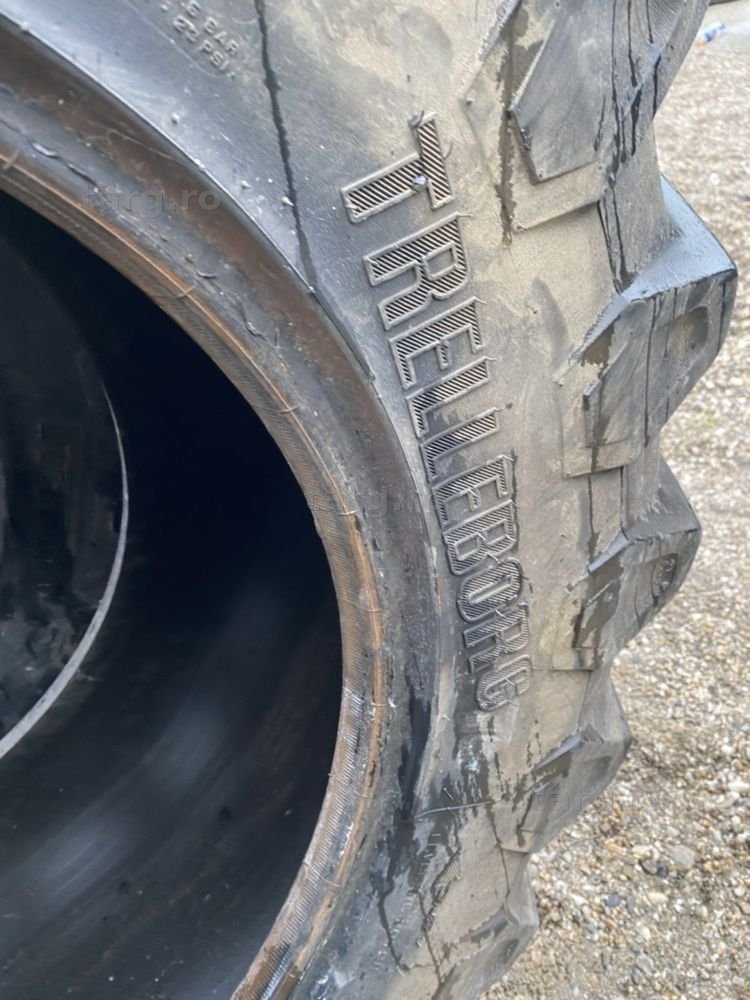 440/65r24 3