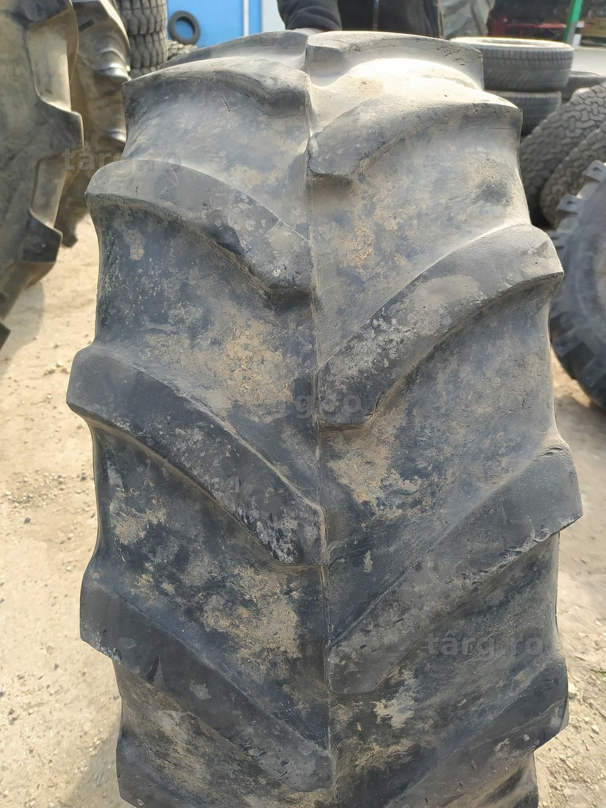 cauciuc 360.70 R20 Firestone
