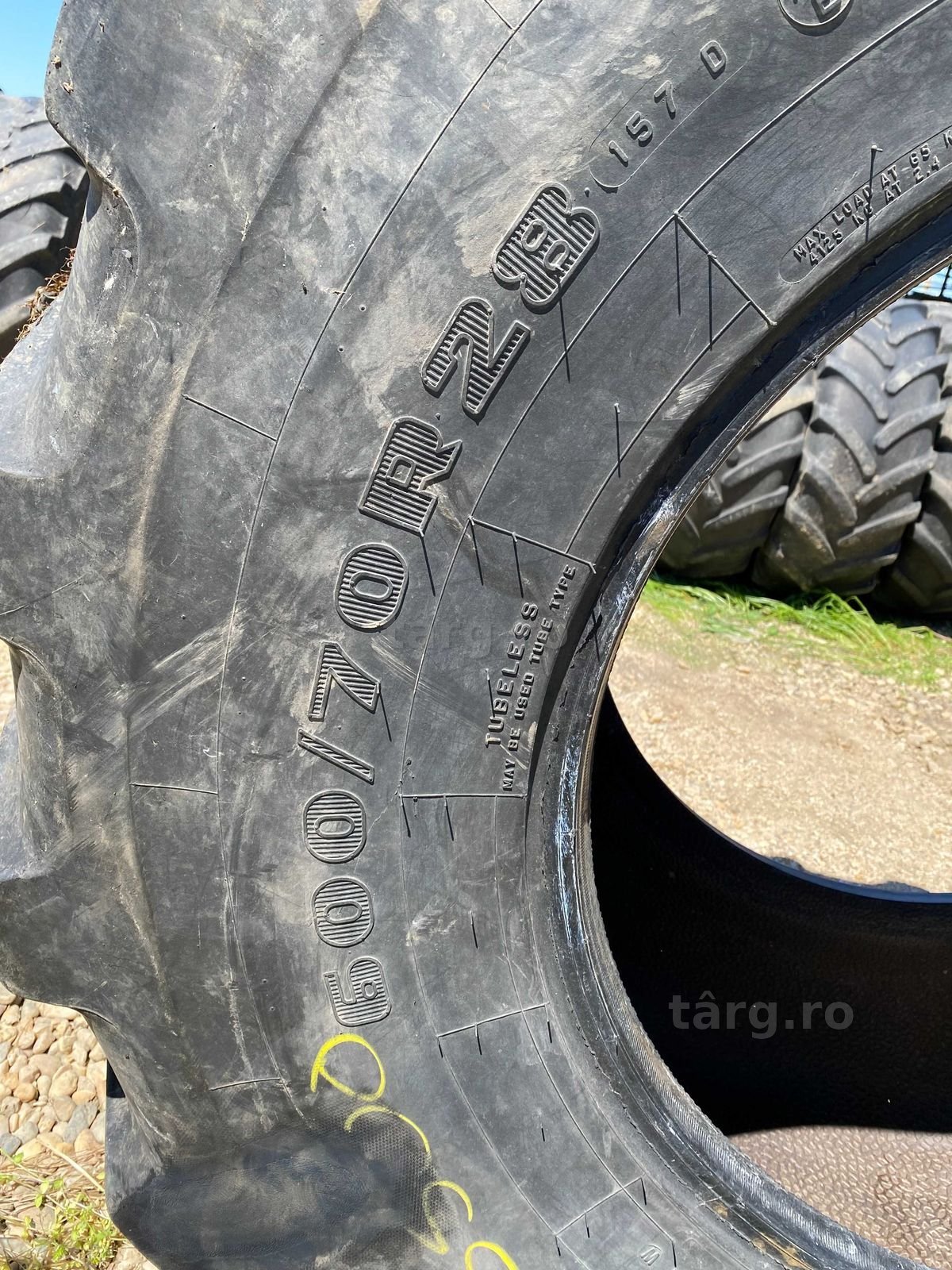 600/70 R28 Firestone 2