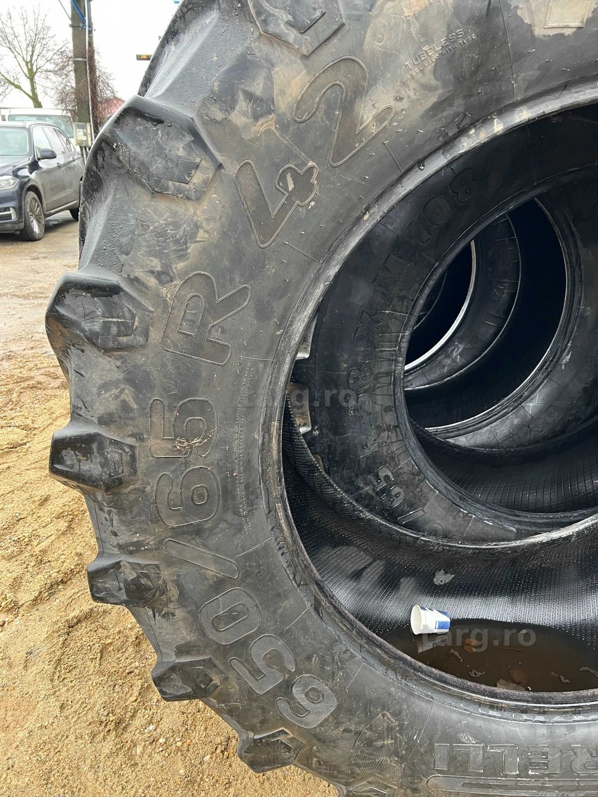 cauciuc 650.65 R42 Pirelli 2