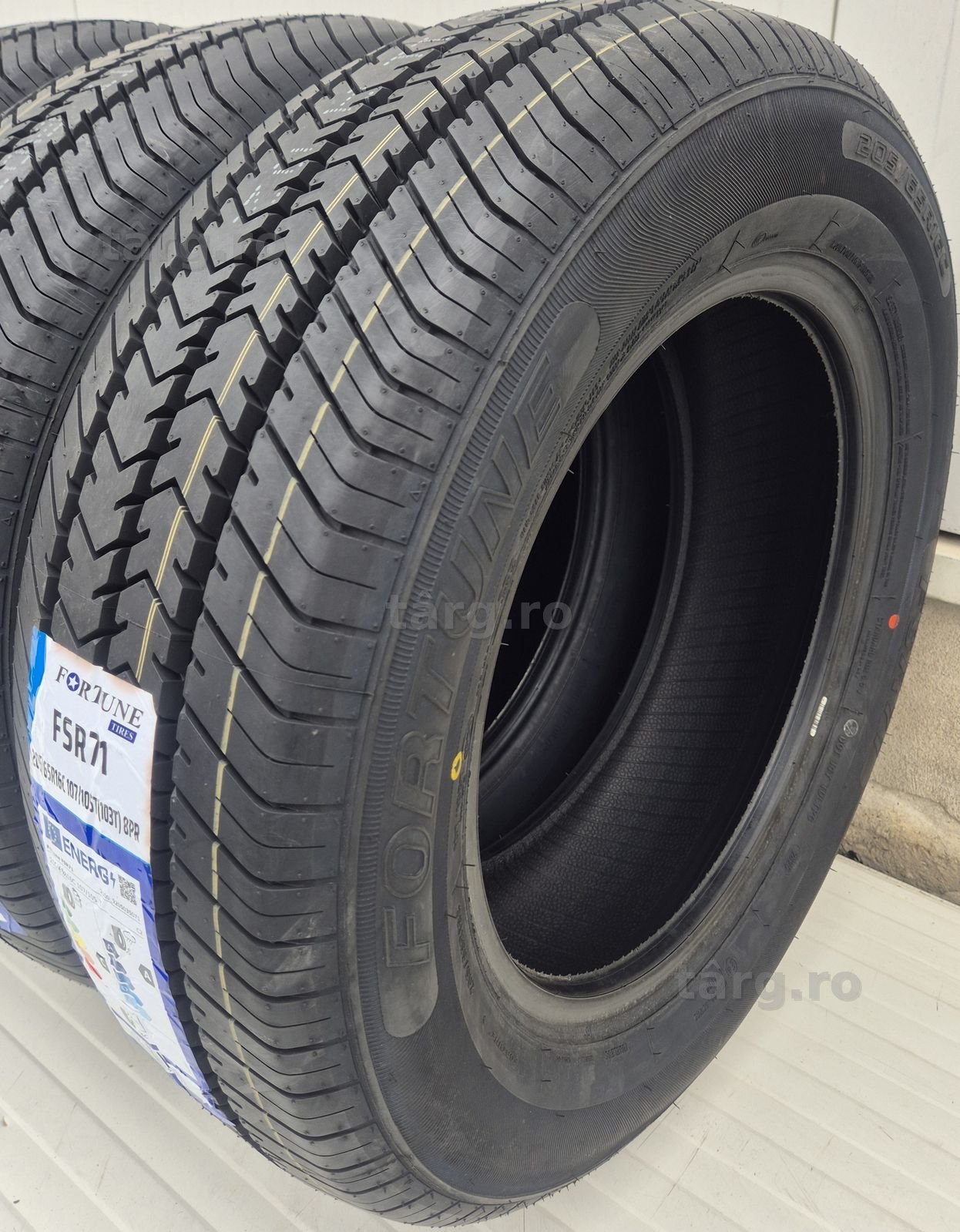 205/65 R16C 107T FORTUNE FSR71 8PR Anvelope de vara Aderenta clasa A 3