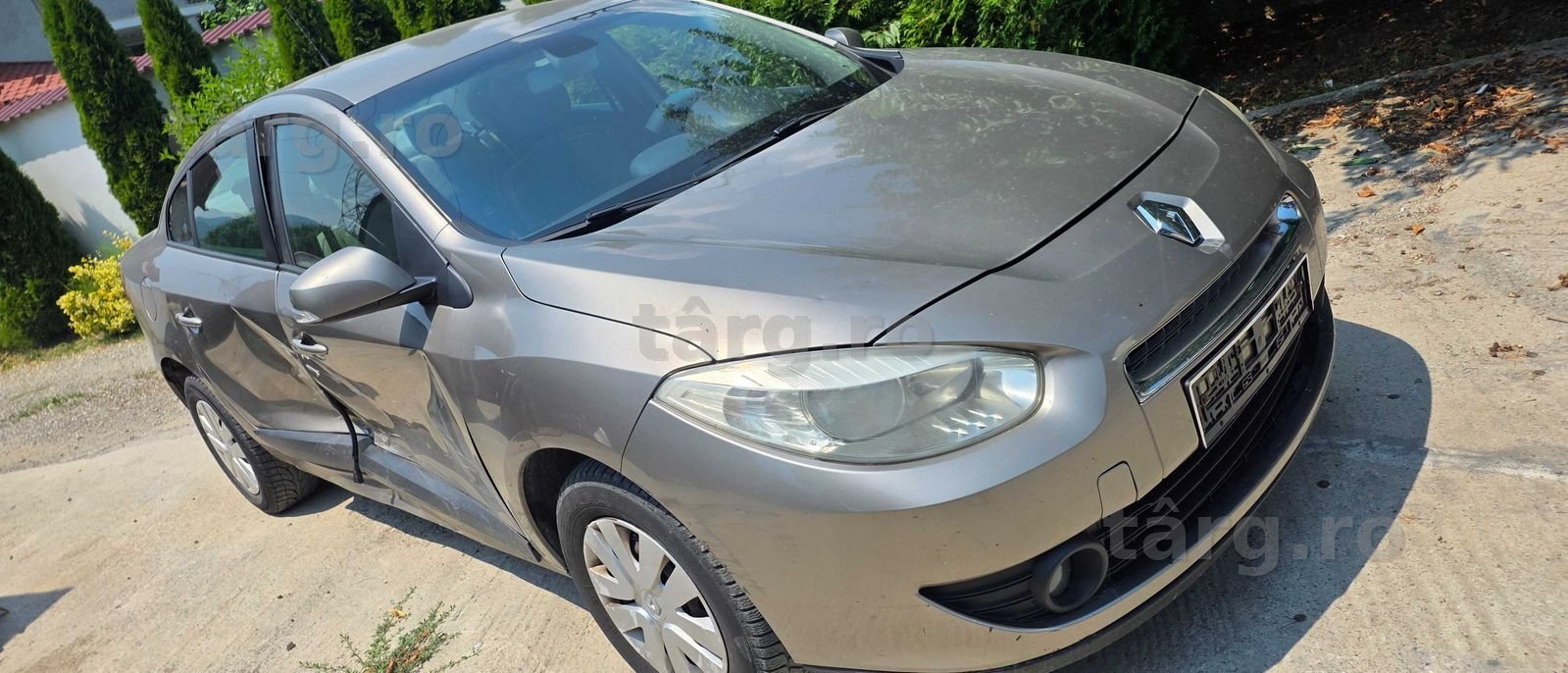 Aripa dreapta fata Renault Fluence 2010 2011 / 2012 / 2013 2014