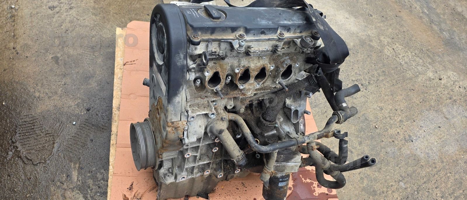Motor ALZ Vw Passat B5.5 1.6 benzina 2001 2002 / 2003 2004