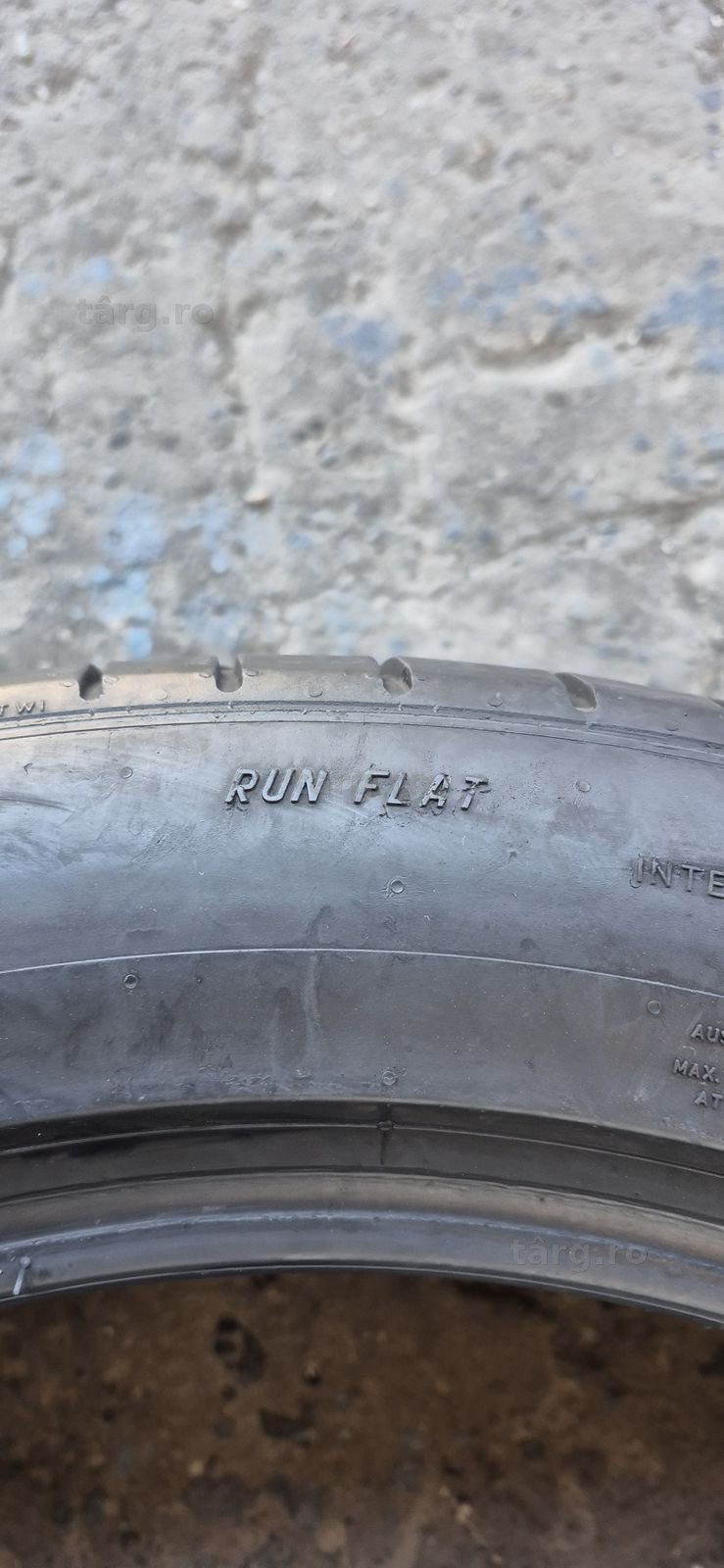 2 anvelope vara runflat Pirelli 305/40/20.Pretul este pe bucata. 5