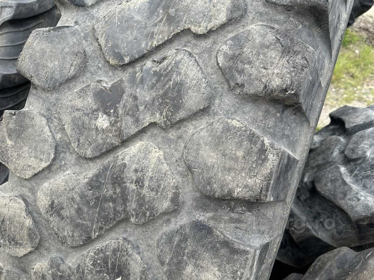 Cauciuc 17.5 R25 4