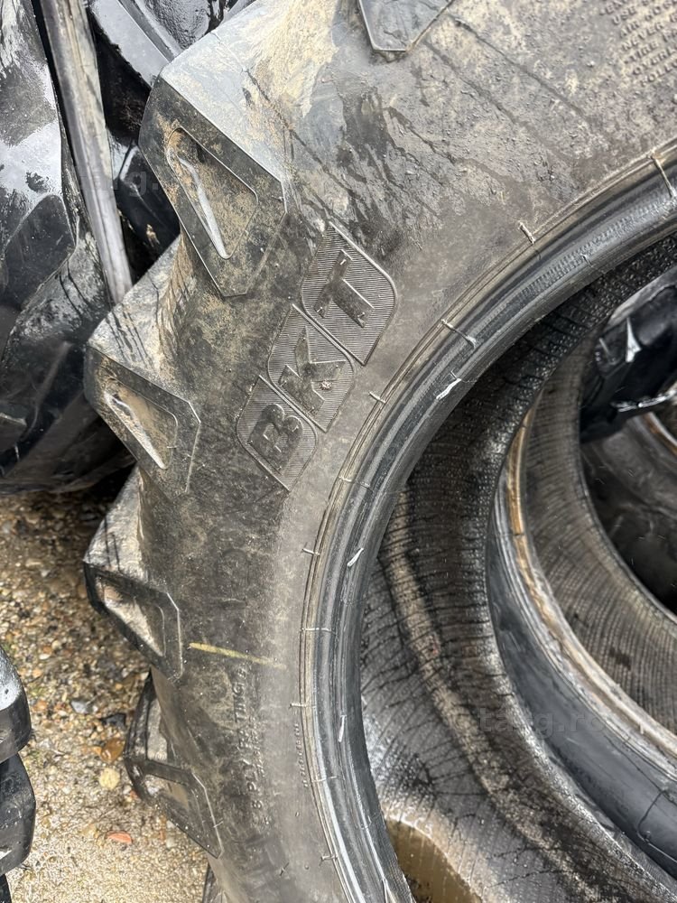 16,9r30 bkt tractor 5