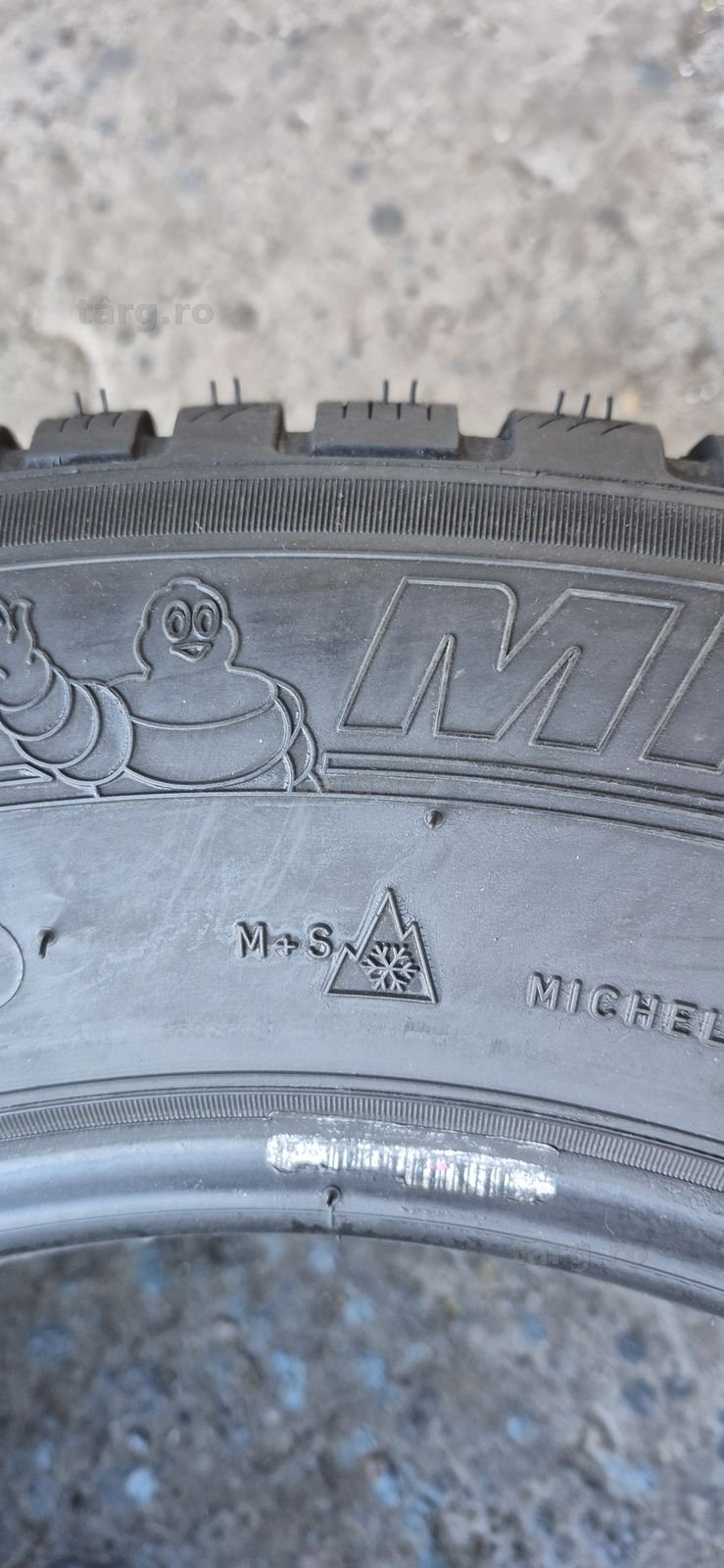 2 anvelope iarna ca si noi  Michelin,245/55/17.Pretul  este pe bucata 6